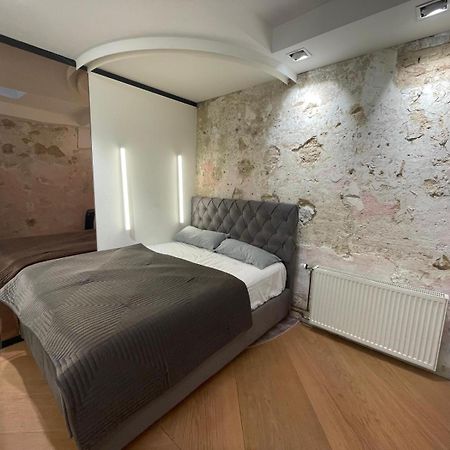 Budget Rooms Just For Sleeping - Digital Access 科隆 外观 照片